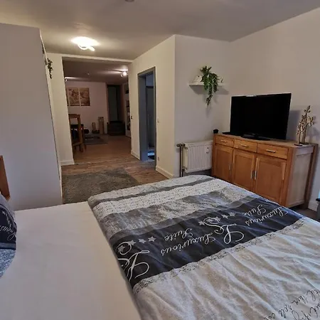 Schoene Ferien- Oder Monteurwohnung 