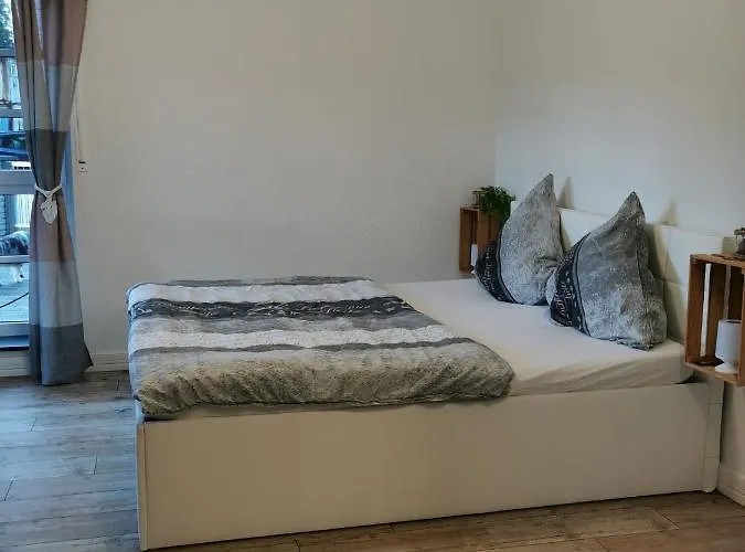 アパート Schoene Ferien- Oder Monteurwohnung 